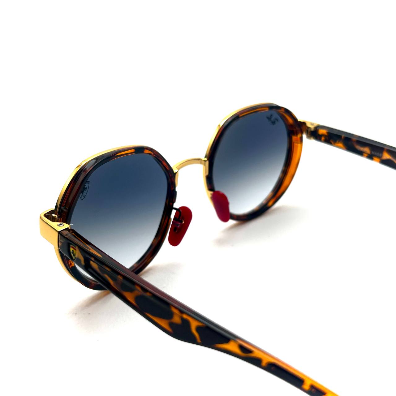 Ray-Ban Ferrari RB3703M – Leopard Gold